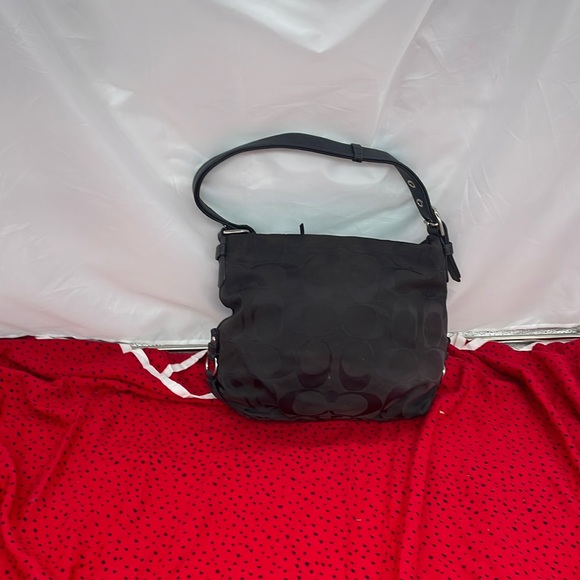 Coach 24CM Signature Duffle Shoulder Bag Crossbody Black Leather Silver - Picture 1 of 6